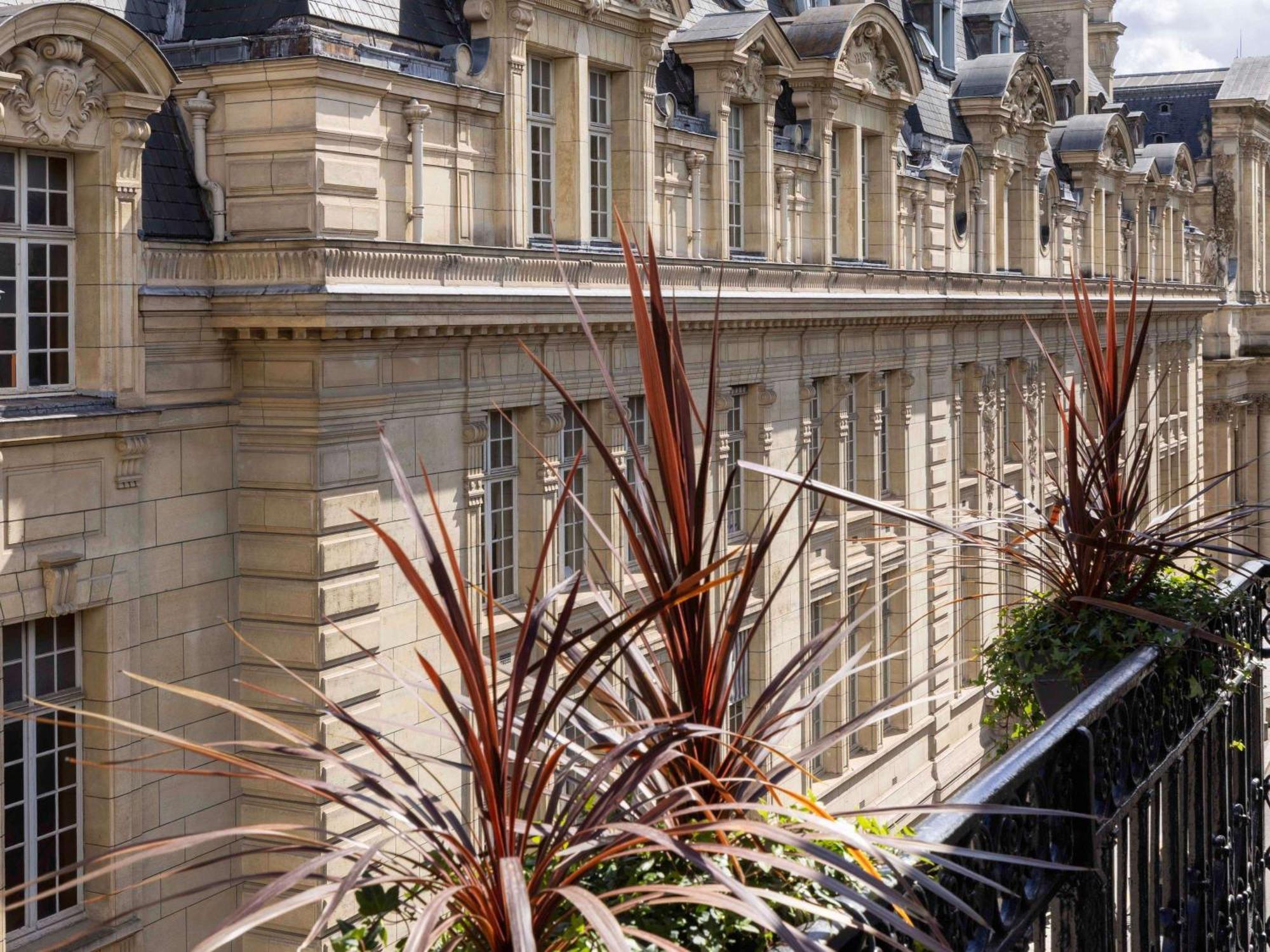 Hotel Mercure La Sorbonne Saint-Germain-Des-Pres Paris Exterior foto